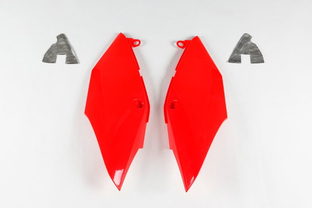 Side number plates Honda CRF 450 R (17-20) red HO04684-070