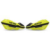 PM01677-104
